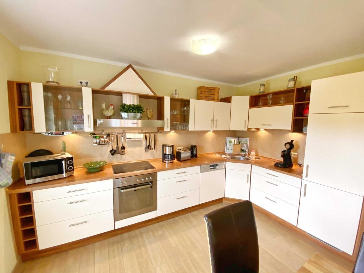 Ferienhaus Sabrina ซาสนิทซ์ ภายนอก รูปภาพ